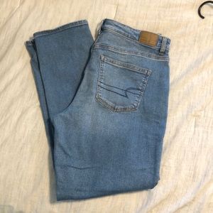 AMERICAN EAGLE High Rise Stretch Mom Jeans 10 Long